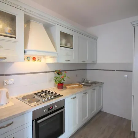 Anka In Mit Terrasse Nahe Altstadt Apartman